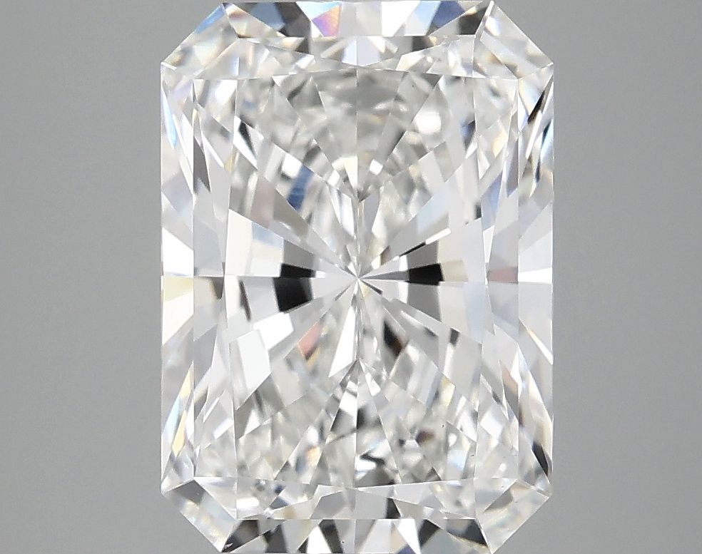 3.94 ct. radiant Lab Grown Diamond front image