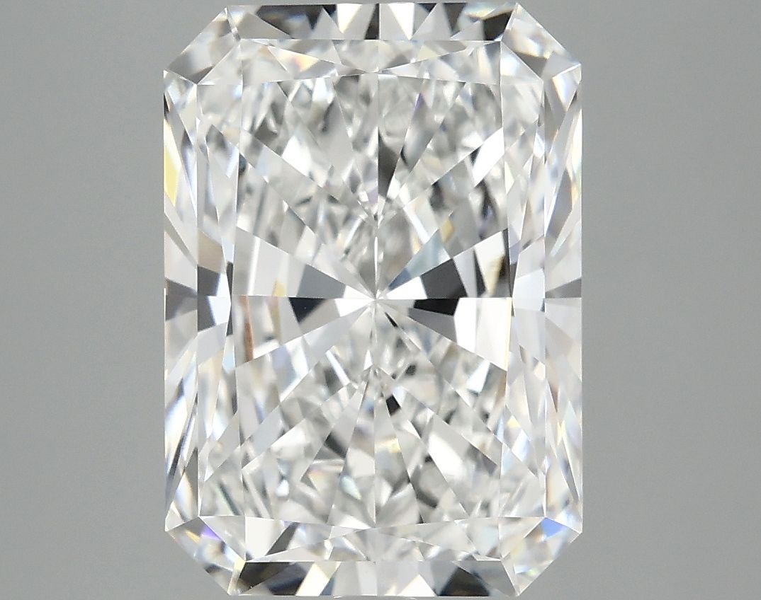 5.06 ct. radiant Lab Grown Diamond front image