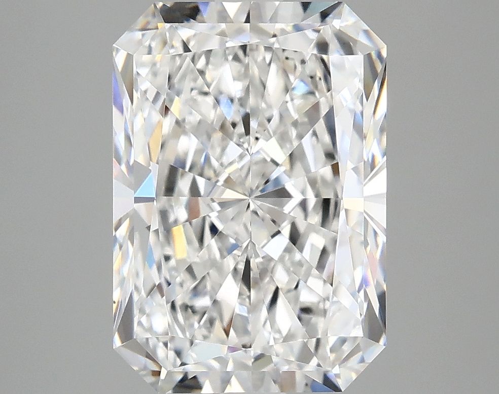 4.19 ct. radiant Lab Grown Diamond front image
