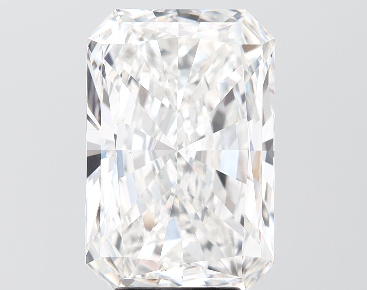 5.28 ct. radiant Lab Grown Diamond front image