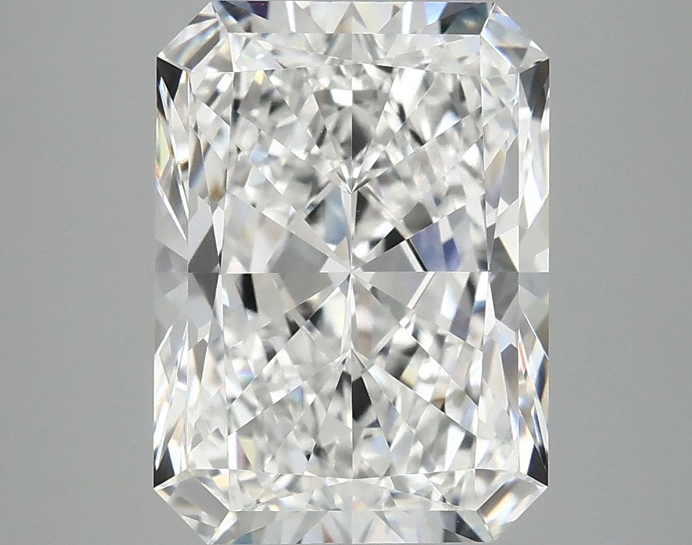 5.08 ct. radiant Lab Grown Diamond front image