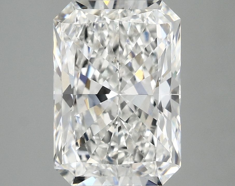 2.97 ct. radiant Lab Grown Diamond front image