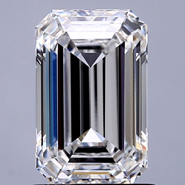 1.54 ct. emerald Lab Grown Diamond front image