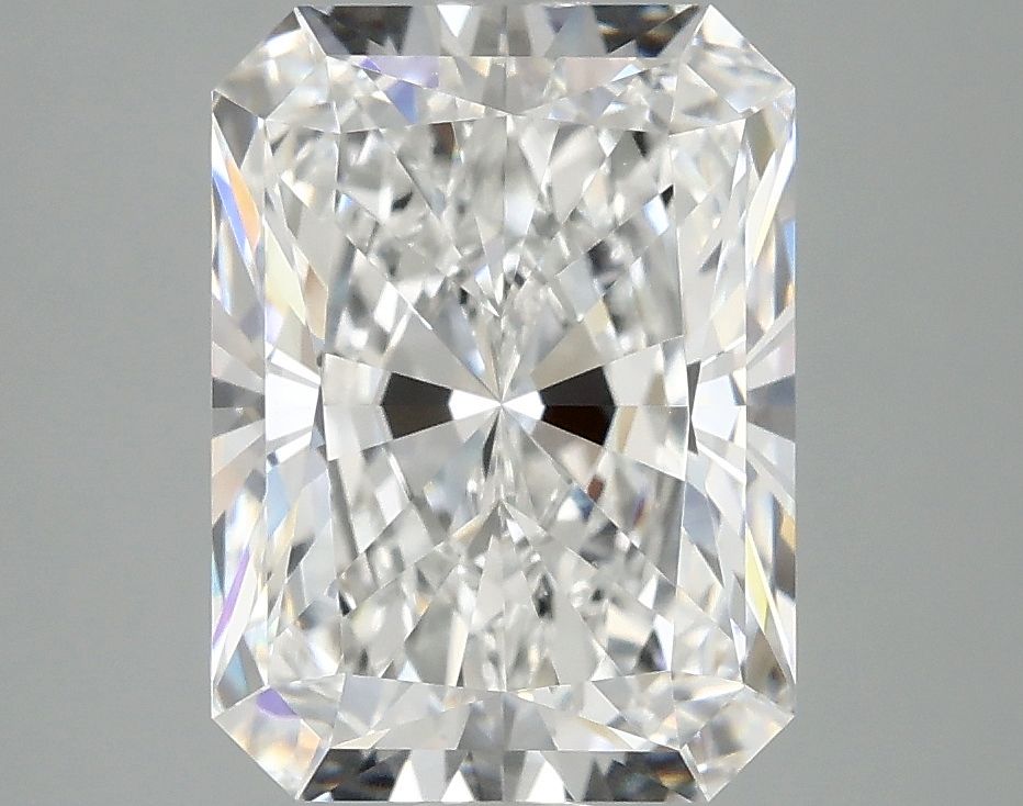 3.90 ct. radiant Lab Grown Diamond front image