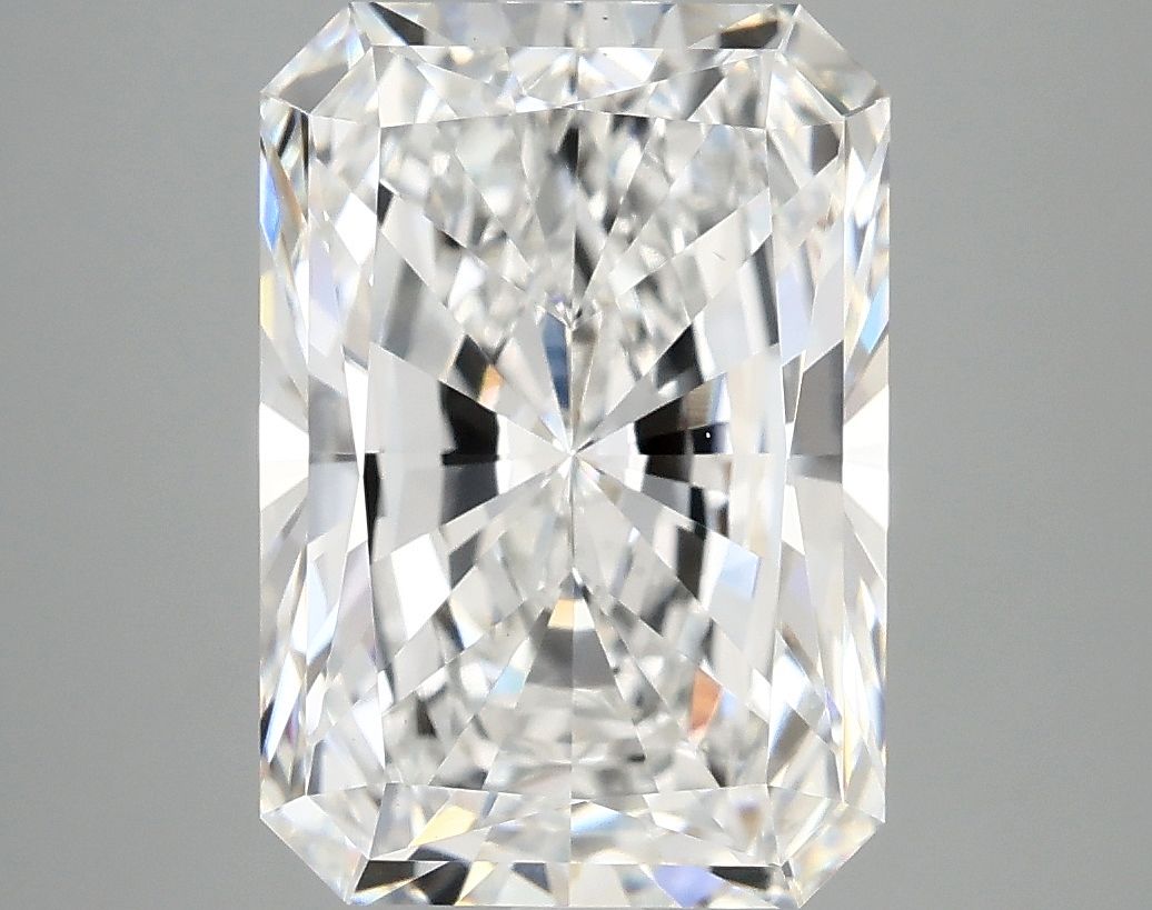 4.79 ct. radiant Lab Grown Diamond front image