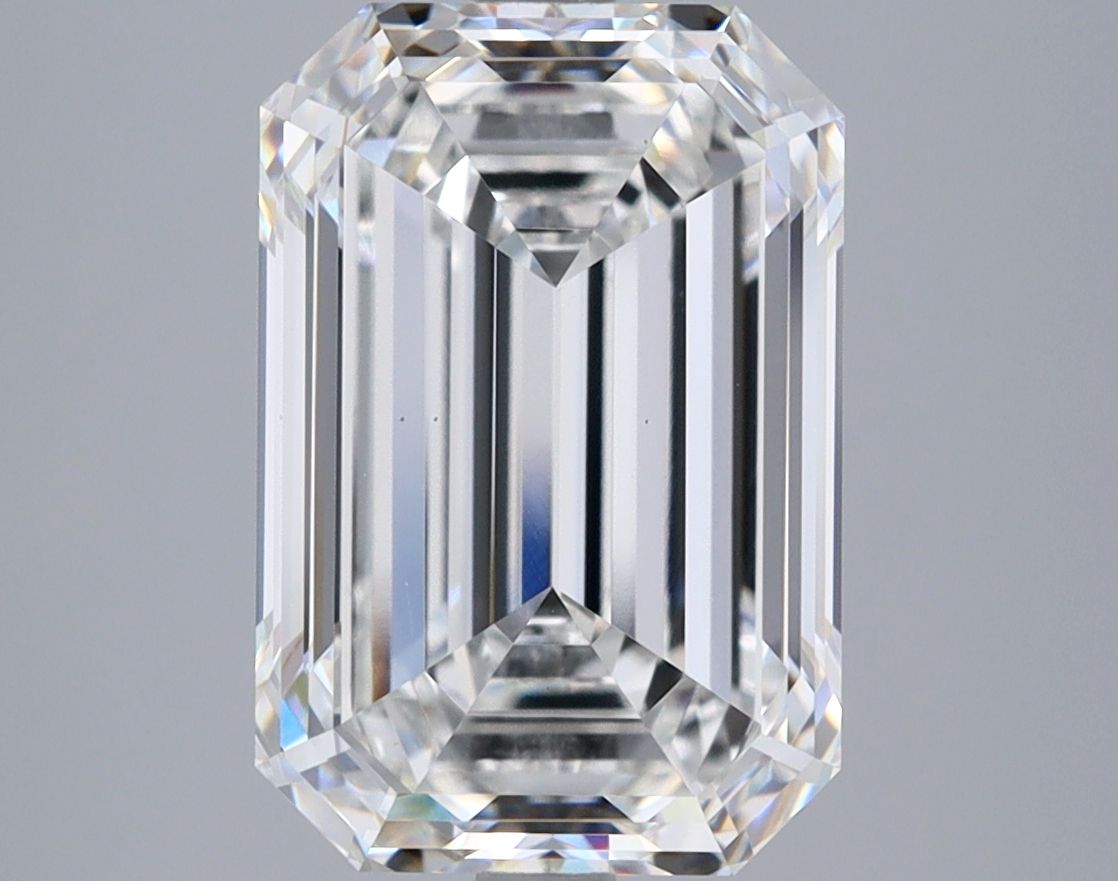 5.00 ct. emerald Lab Grown Diamond front image