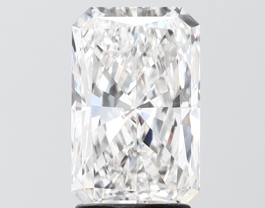 2.50 ct. radiant Lab Grown Diamond front image