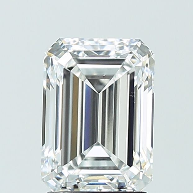 2.53 ct. emerald Lab Grown Diamond front image