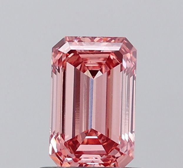 1.04 ct. emerald Lab Grown Diamond front image