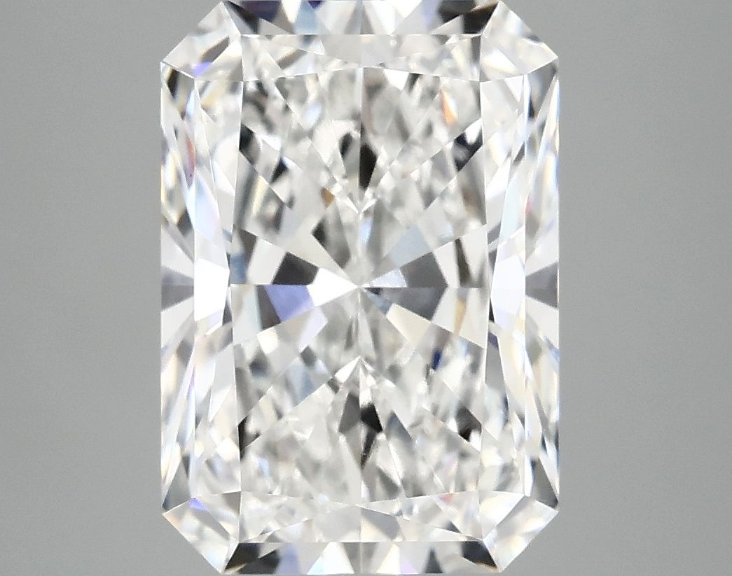 5.09 ct. radiant Lab Grown Diamond front image