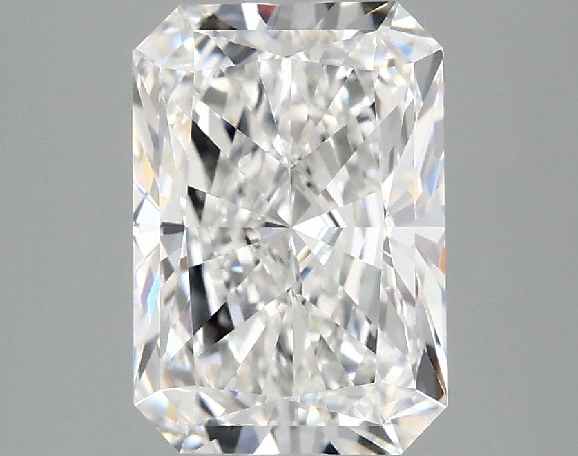 2.59 ct. radiant Lab Grown Diamond front image
