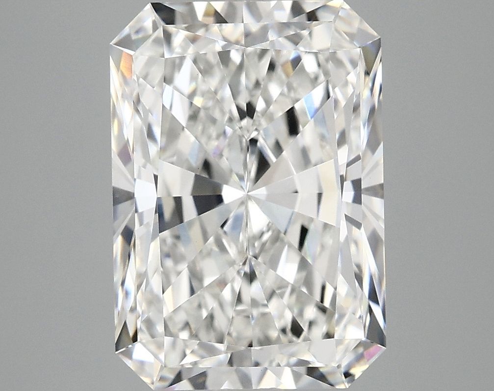4.19 ct. radiant Lab Grown Diamond front image