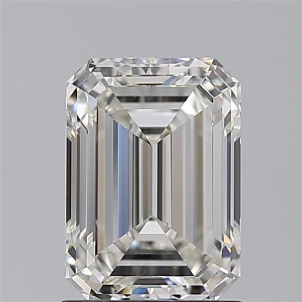 1.70 ct Emerald diamond