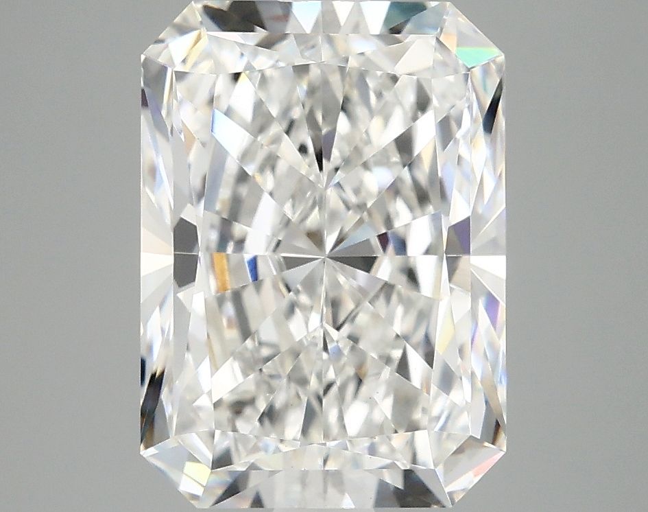 4.37 ct. radiant Lab Grown Diamond front image