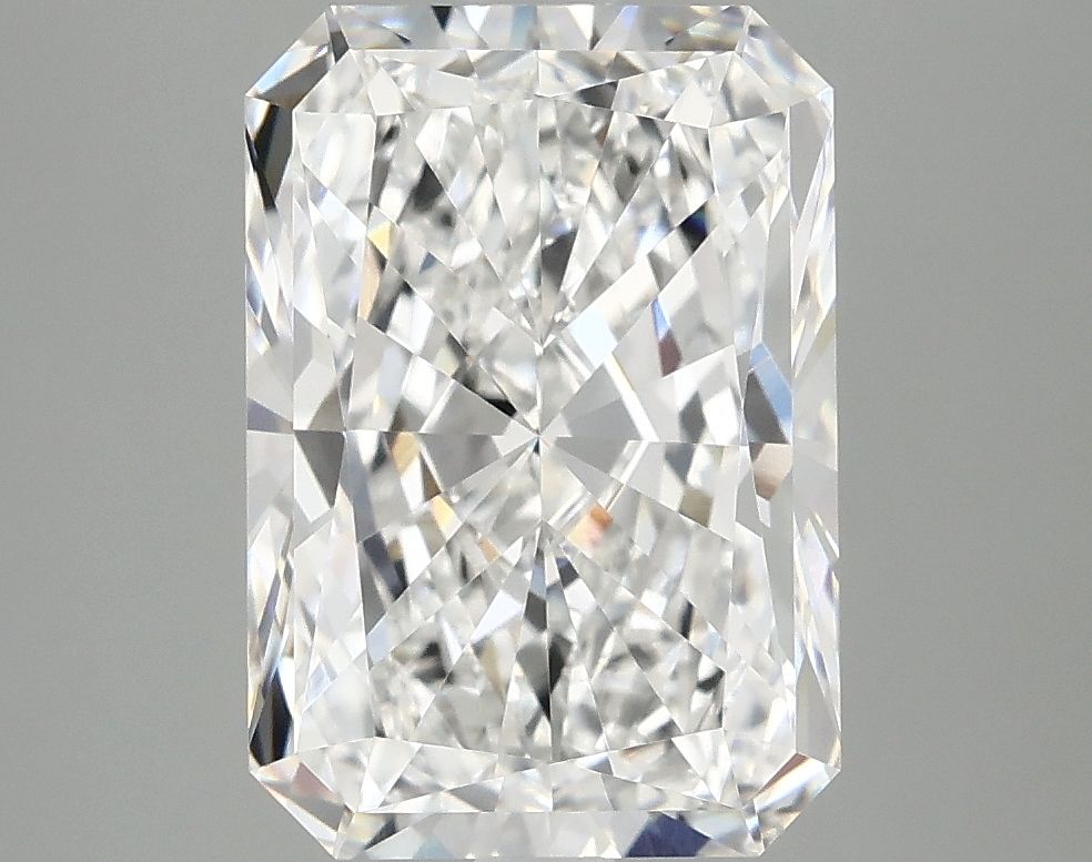 4.03 ct. radiant Lab Grown Diamond front image