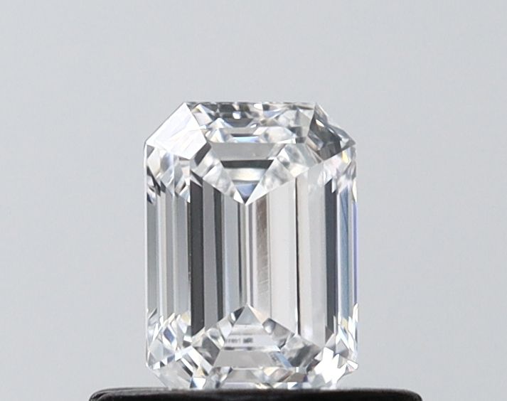 0.52 ct. emerald Lab Grown Diamond front image