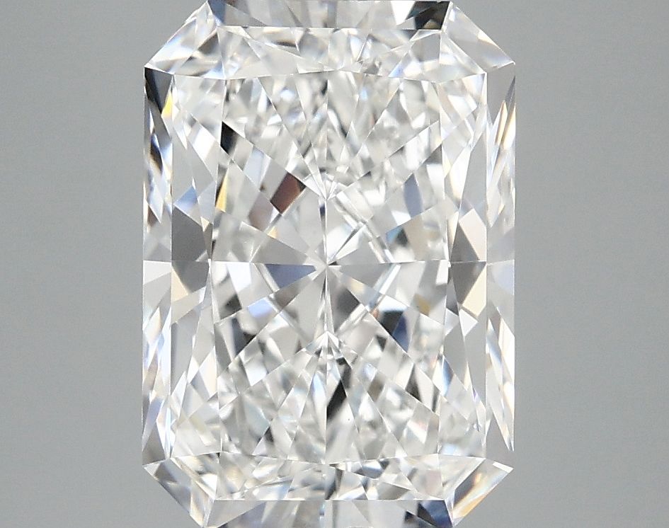 3.98 ct. radiant Lab Grown Diamond front image