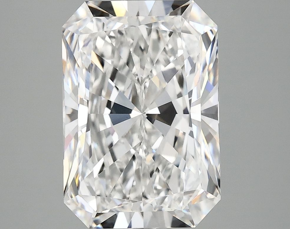4.18 ct. radiant Lab Grown Diamond front image