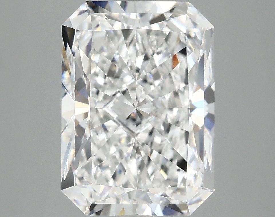 3.89 ct. radiant Lab Grown Diamond front image