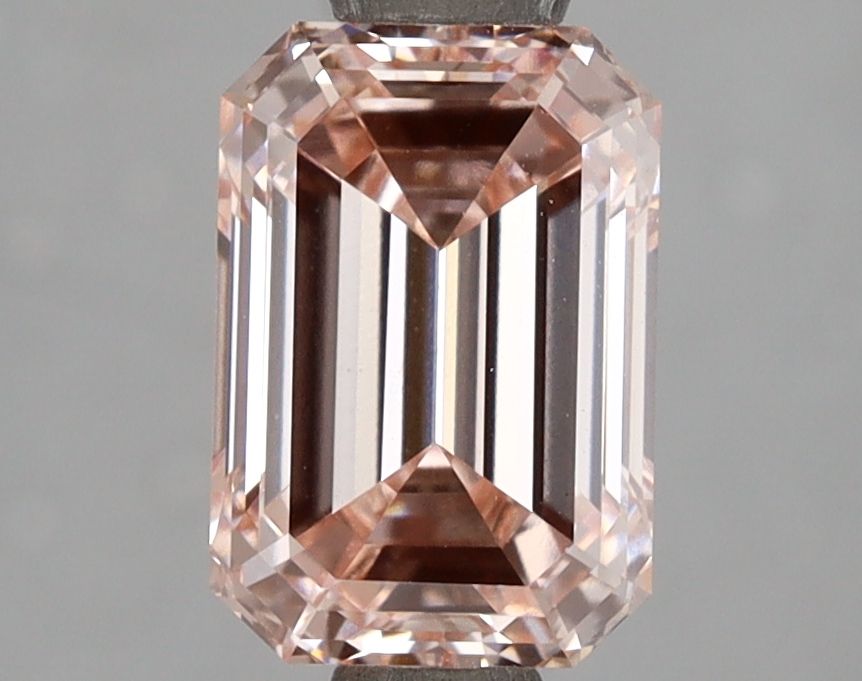 1.94 ct. emerald Lab Grown Diamond front image