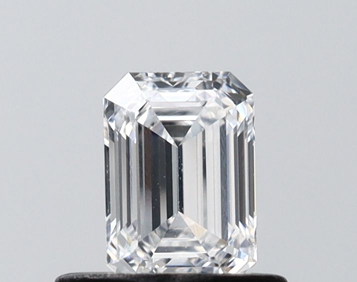 0.53 ct. emerald Lab Grown Diamond front image