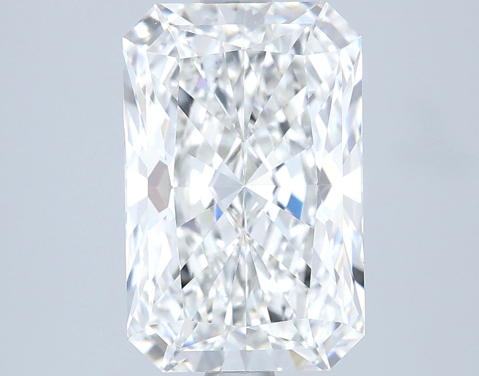 2.77 ct. radiant Lab Grown Diamond front image