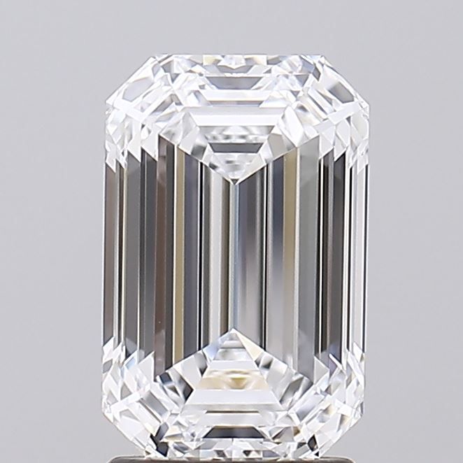 2.57 ct. emerald Lab Grown Diamond front image
