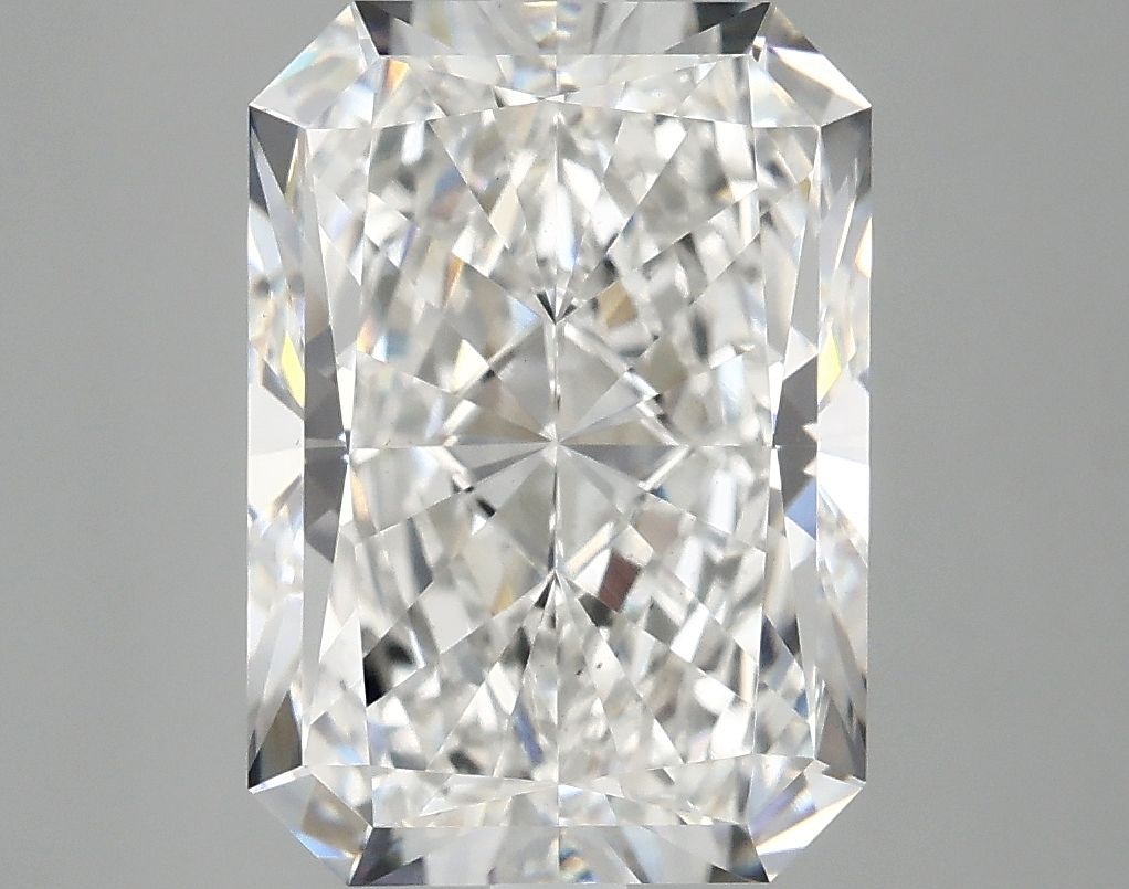 4.84 ct. radiant Lab Grown Diamond front image