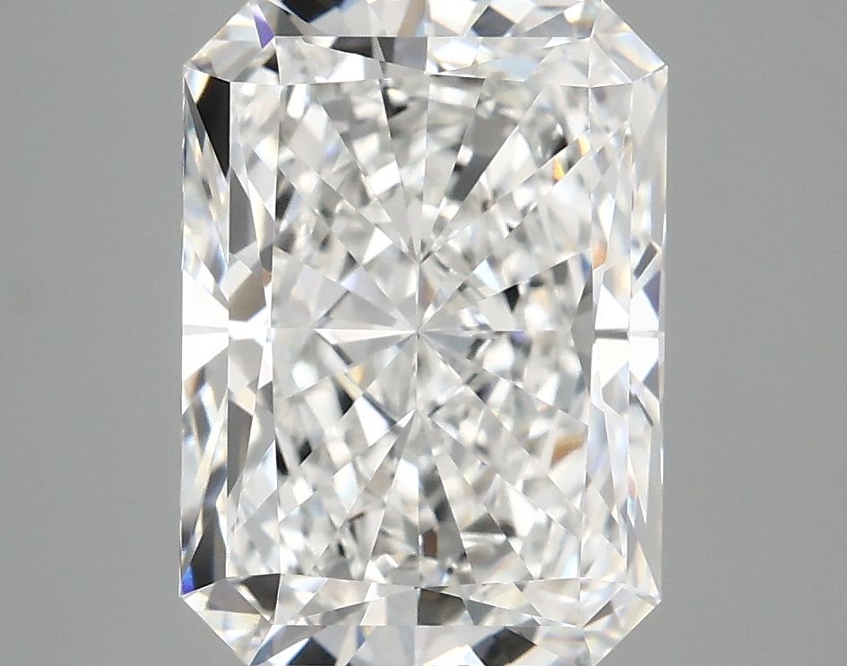 4.03 ct. radiant Lab Grown Diamond front image