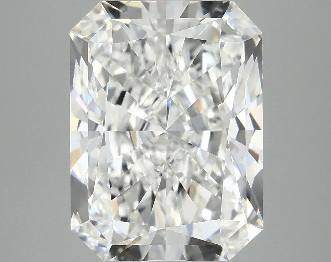 5.04 ct. radiant Lab Grown Diamond front image