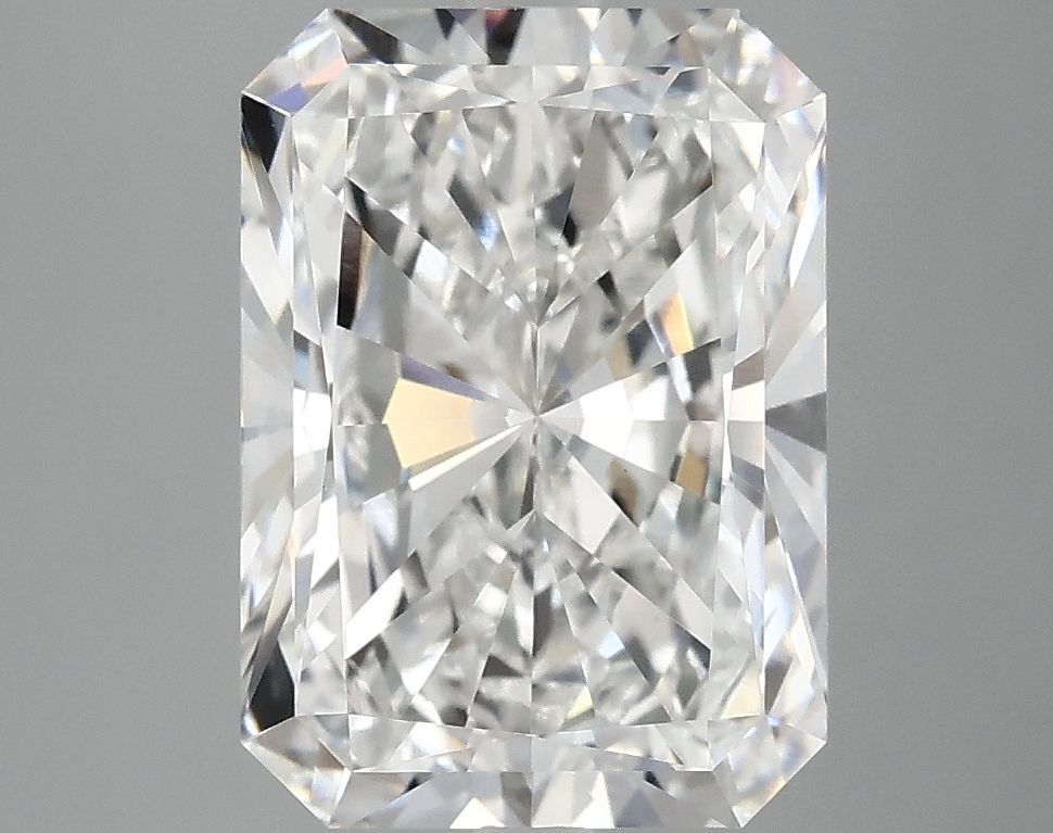 4.18 ct. radiant Lab Grown Diamond front image