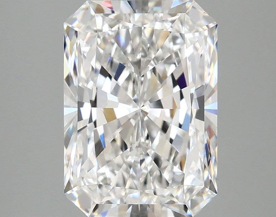 2.99 ct. radiant Lab Grown Diamond front image