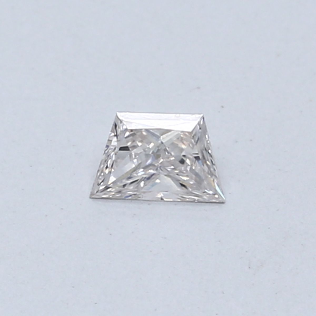 0.16ct Trapezoid H VVS2