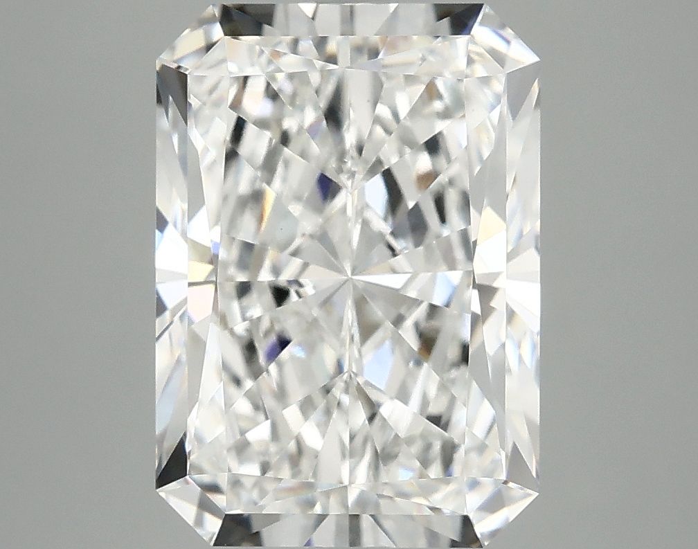 4.87 ct. radiant Lab Grown Diamond front image