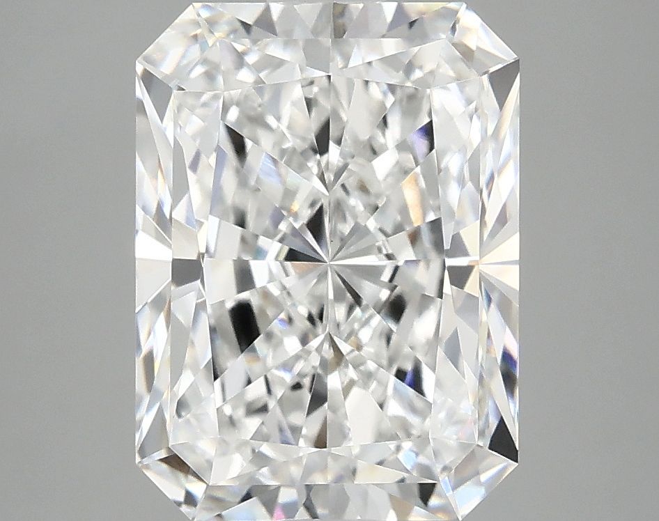 4.17 ct. radiant Lab Grown Diamond front image