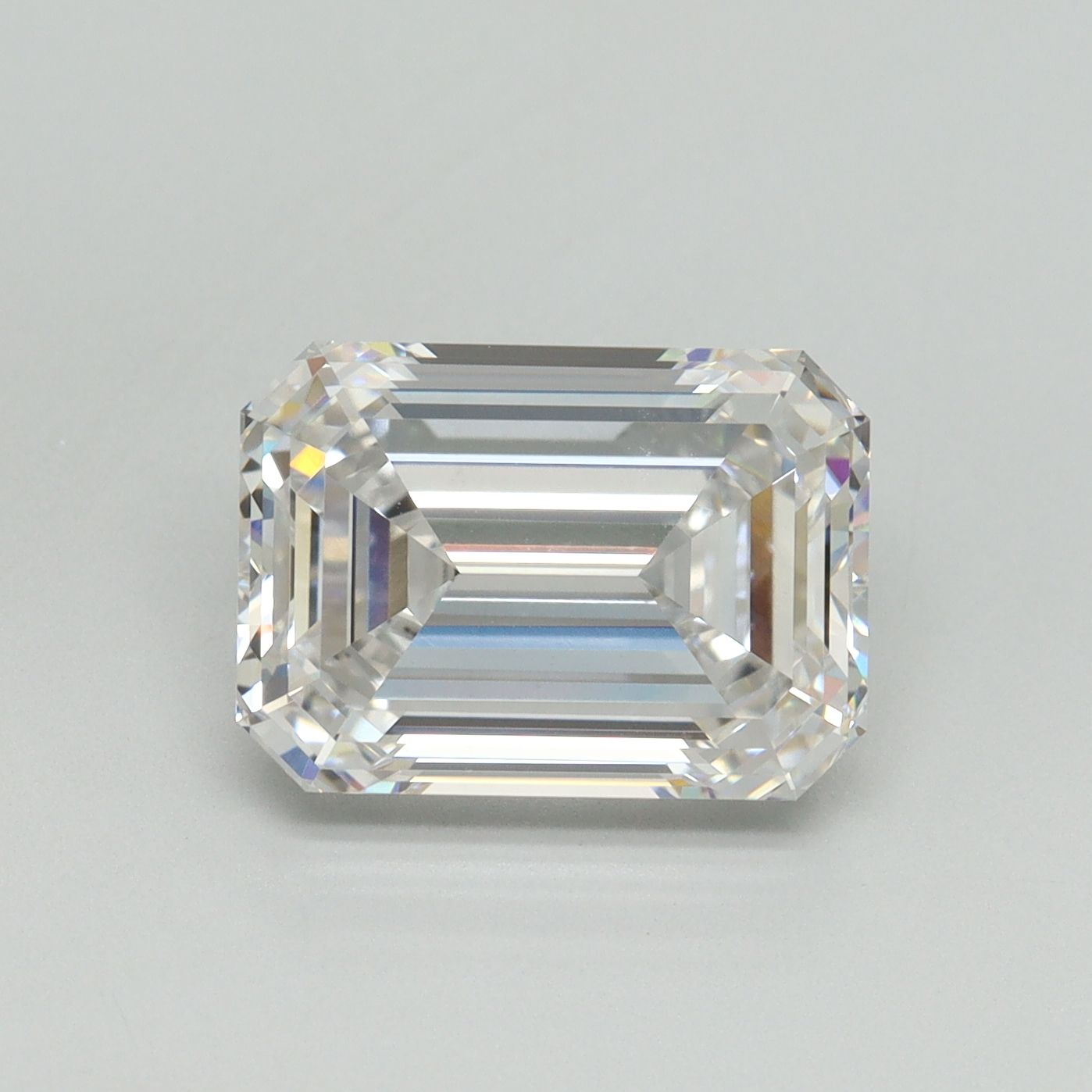 4.23 ct. emerald Lab Grown Diamond front image