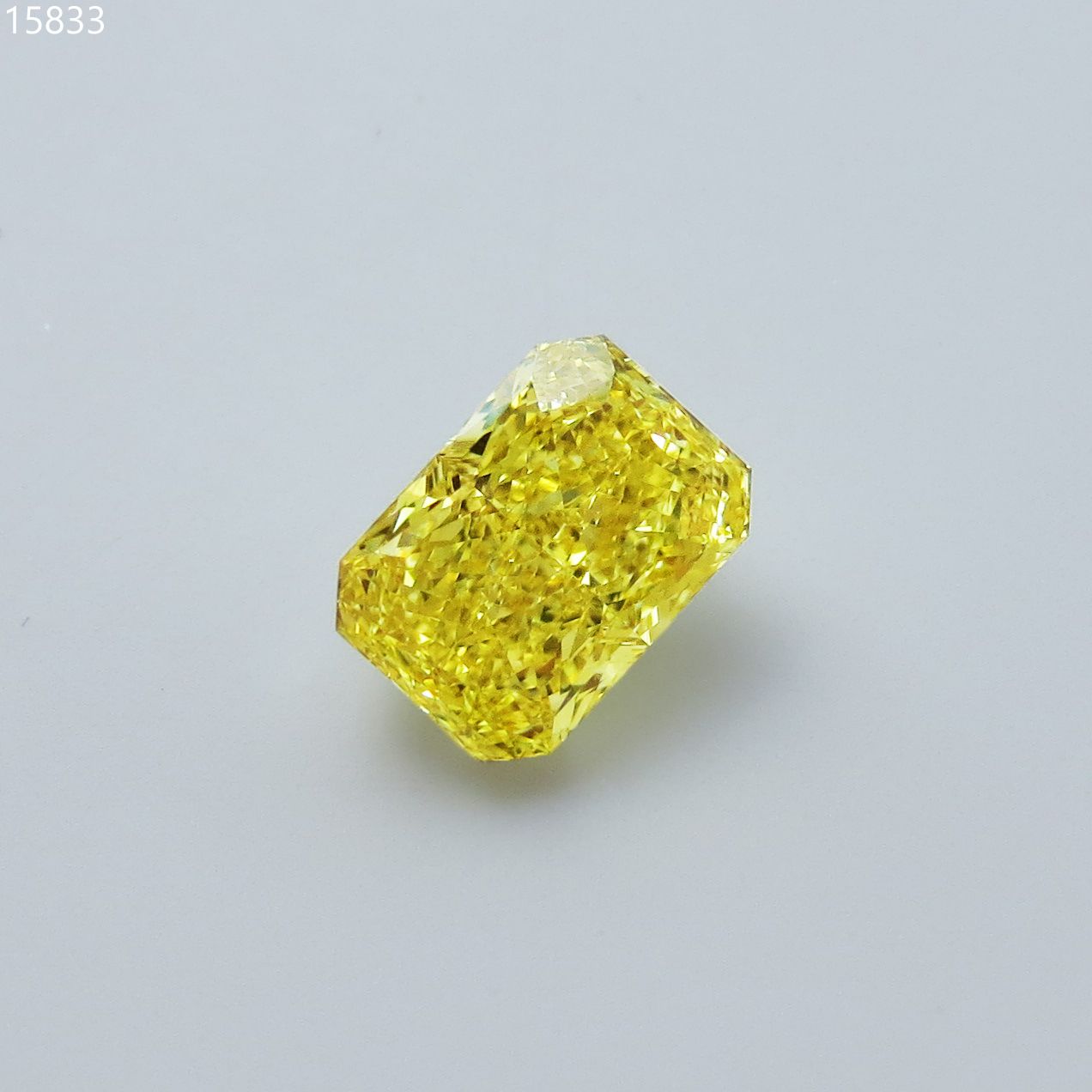 1.23 ct Radiant diamond