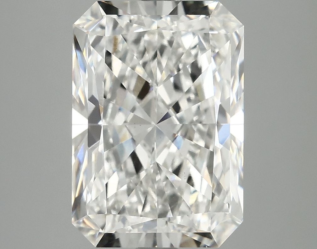 4.87 ct. radiant Lab Grown Diamond front image