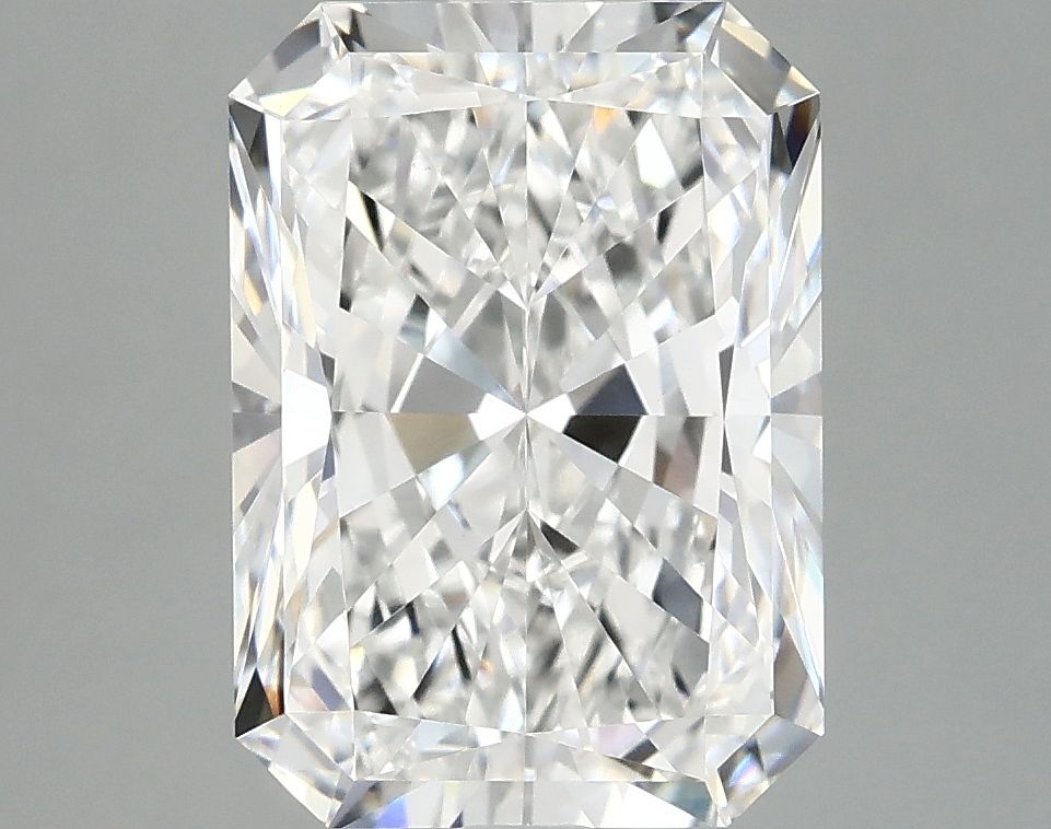 4.00 ct. radiant Lab Grown Diamond front image