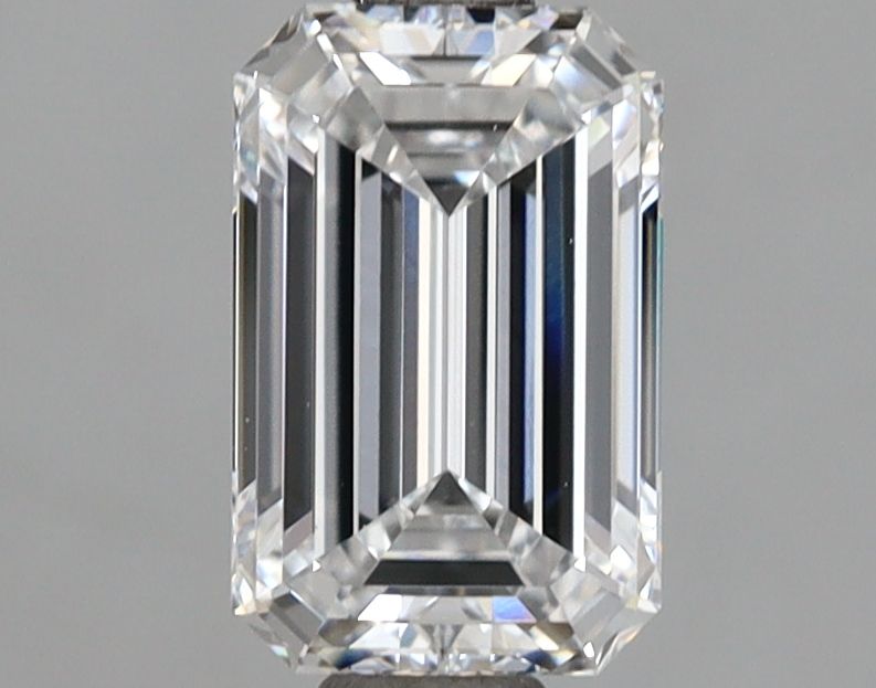 1.47 ct. emerald Lab Grown Diamond front image