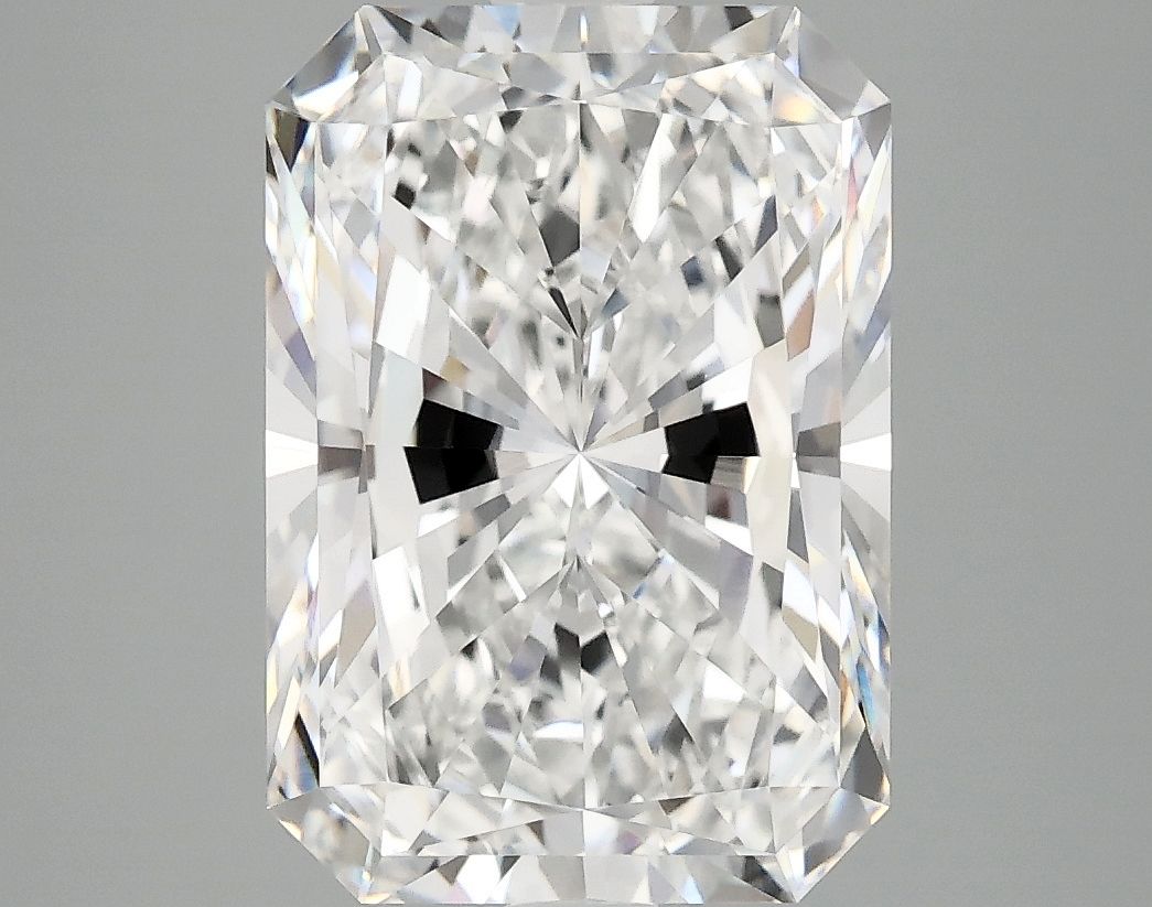 4.96 ct. radiant Lab Grown Diamond front image