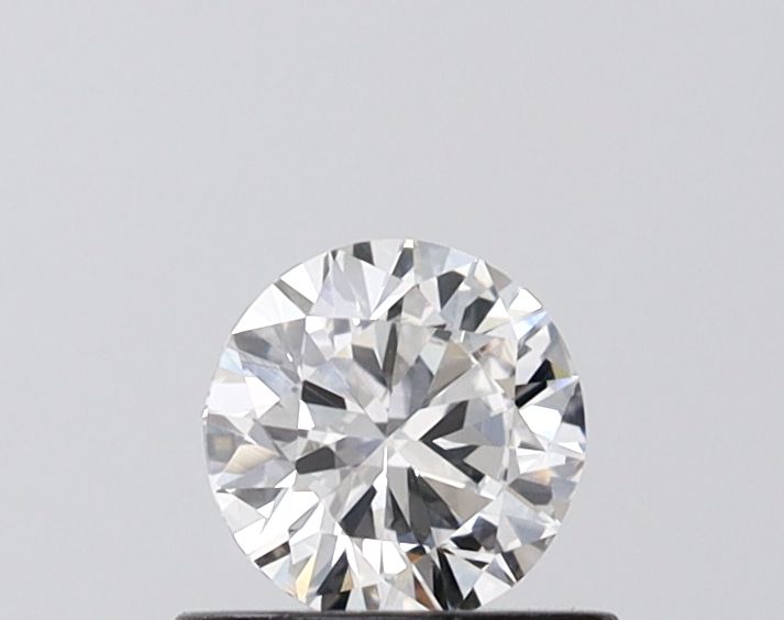 0.5 ct lab-grown Round Diamond