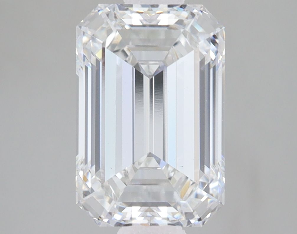 3.06 ct. emerald Lab Grown Diamond front image