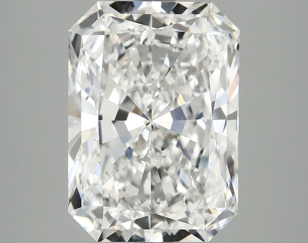 4.85 ct. radiant Lab Grown Diamond front image