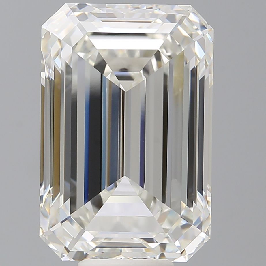11.60 ct. emerald Lab Grown Diamond front image
