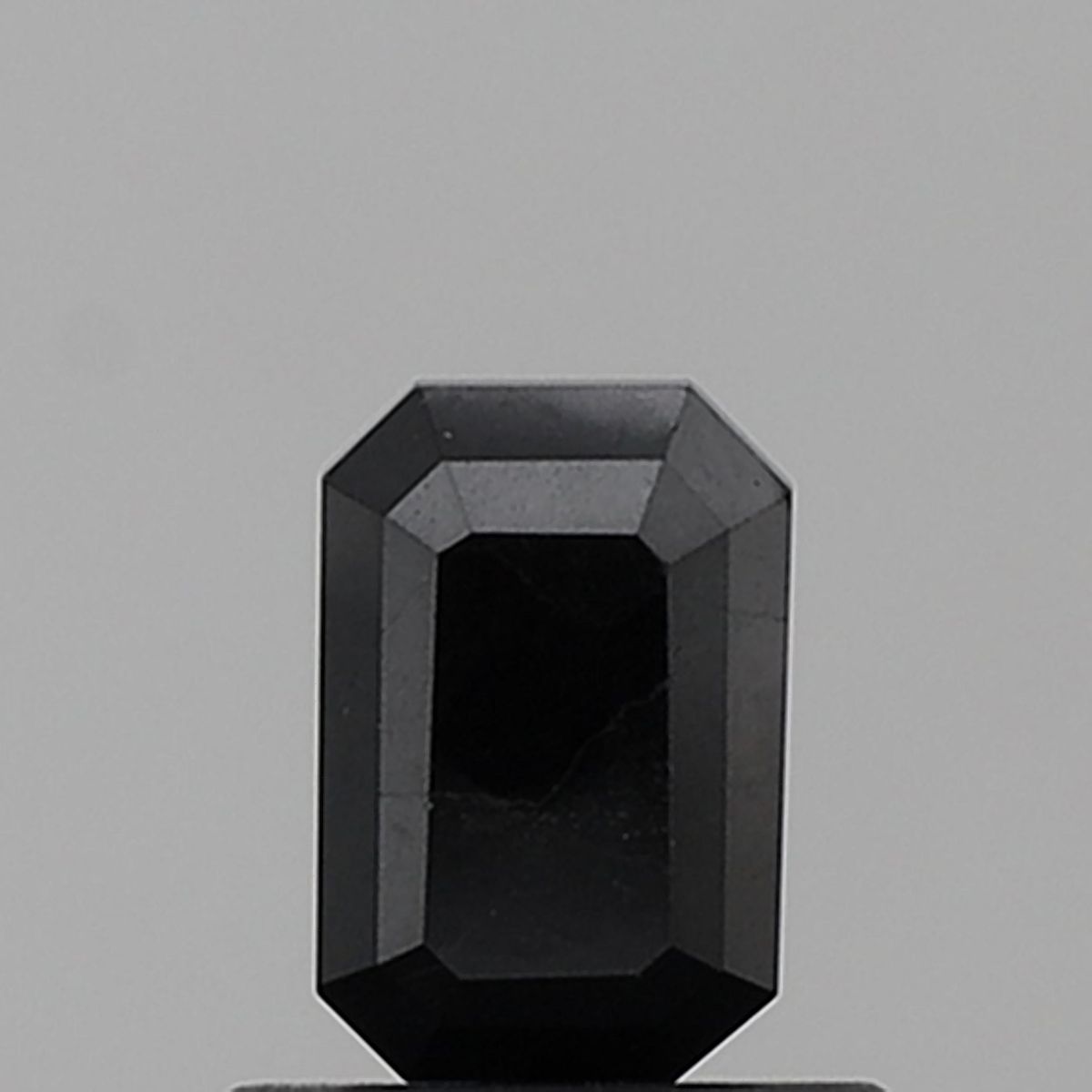 0.92 Carat Emerald Diamond Black VVS2