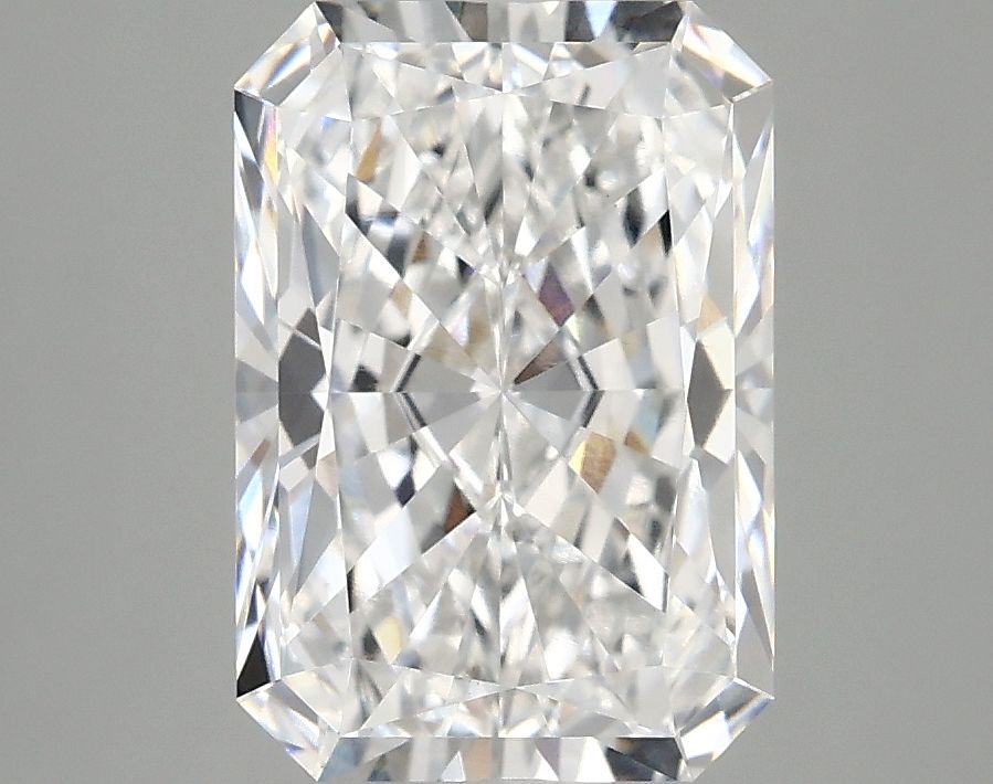 3.08 ct. radiant Lab Grown Diamond front image