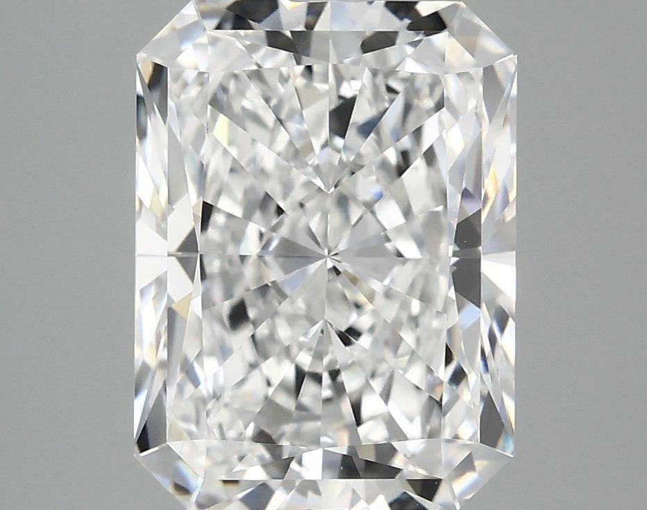 4.19 ct. radiant Lab Grown Diamond front image