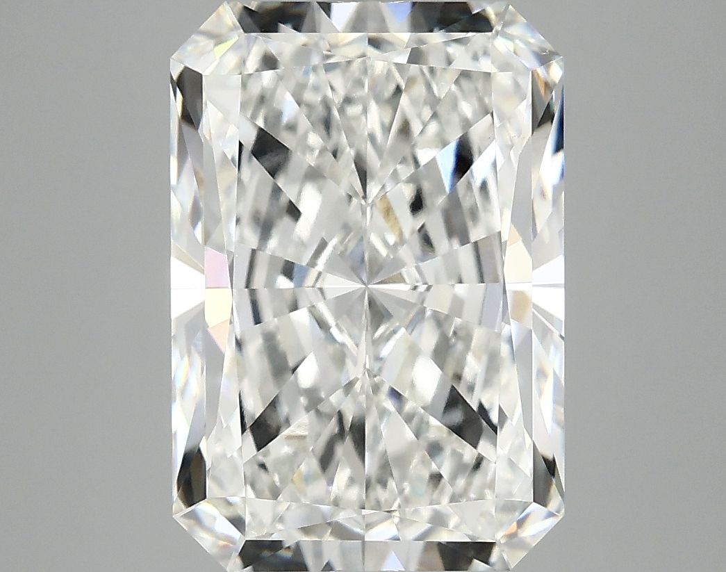 4.87 ct. radiant Lab Grown Diamond front image