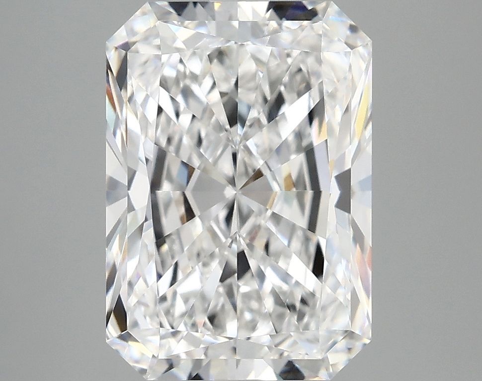 4.18 ct. radiant Lab Grown Diamond front image